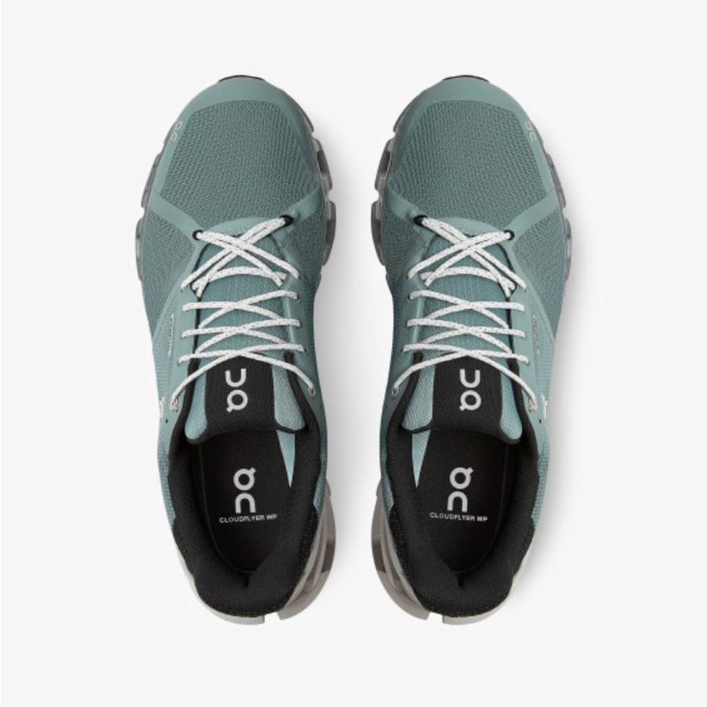 On Cloudflyer Waterproof Running Shoe Size Mens 10.5 in Sea Glacier. Like New - Picture 3 of 11